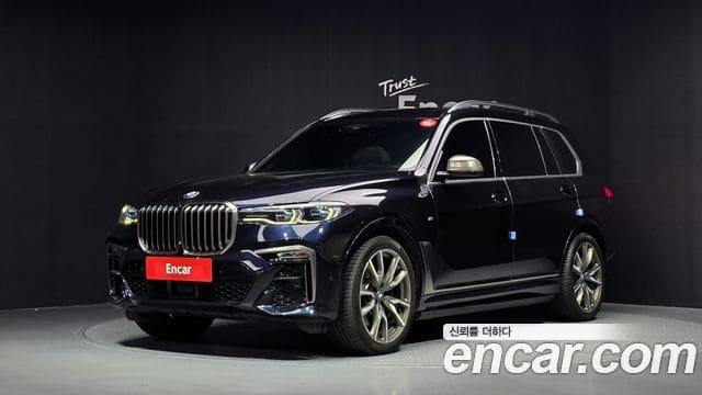 BMW X7 — фото 1