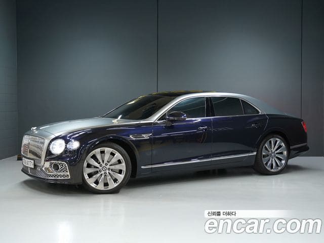 Bentley Flying Spur — фото 1