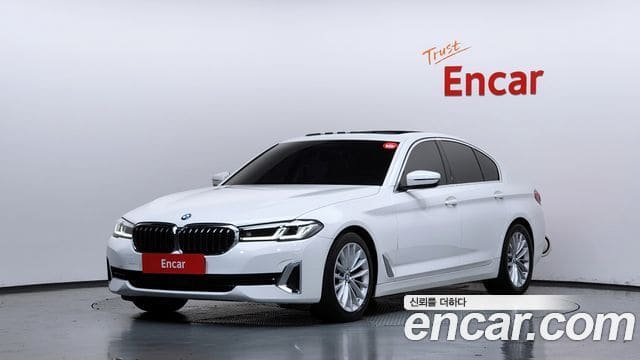 BMW 5 Series — фото 1