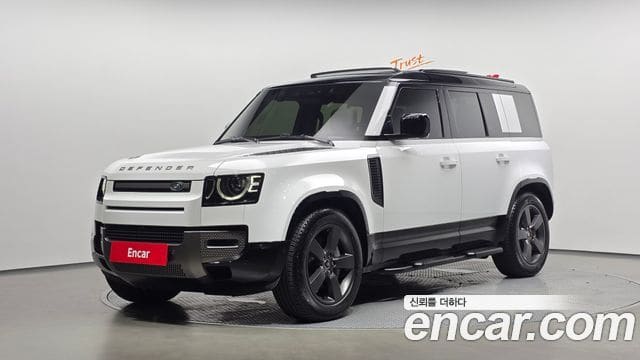 Land Rover Defender — фото 1