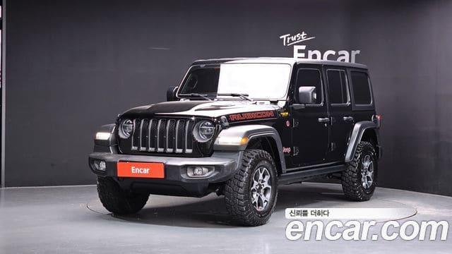 Jeep Wrangler — фото 1