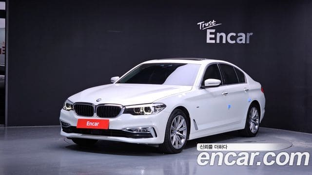 BMW 5 Series — фото 1