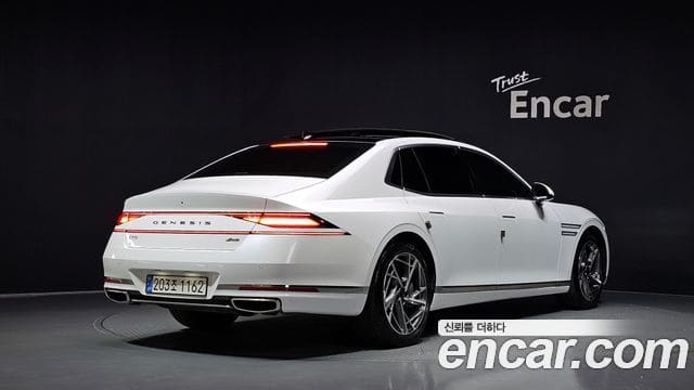 Genesis G90 — фото 1
