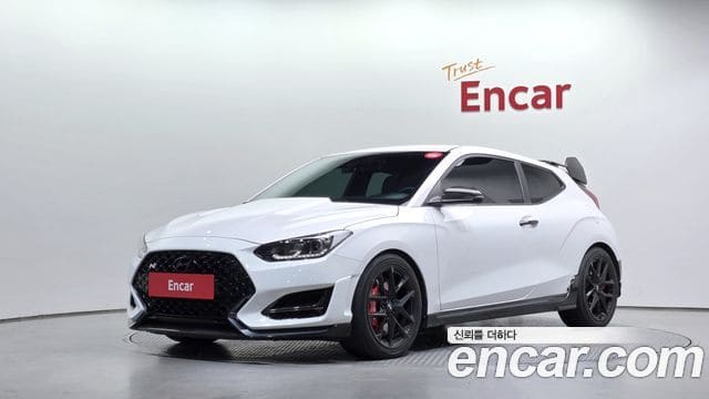 Hyundai Veloster — фото 1