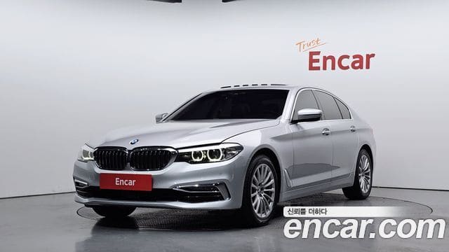 BMW 5 Series — фото 1