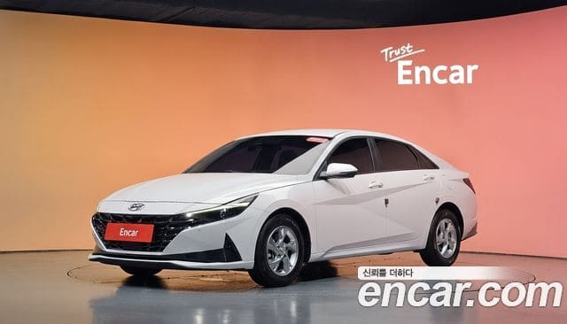 Hyundai Avante — фото 1