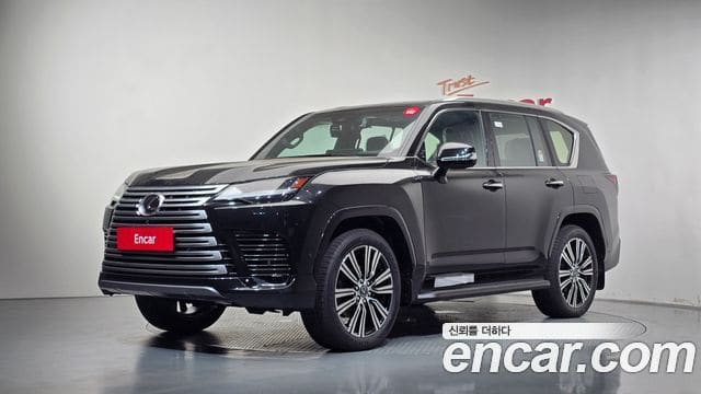 Lexus LX — фото 1