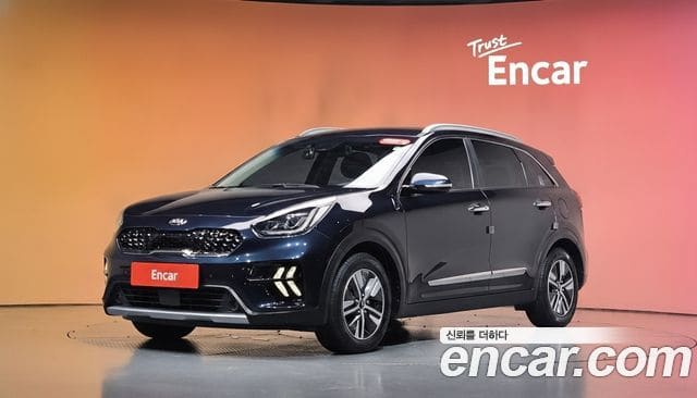 Kia Niro — фото 1