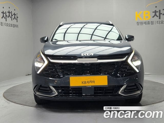 Kia Sportage — фото 1