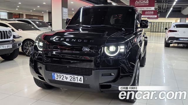 Land Rover Defender — фото 1