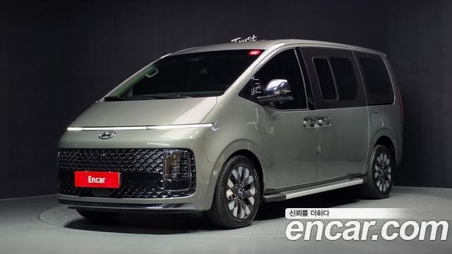 Hyundai Staria — фото 1