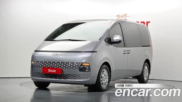 Hyundai Staria — фото 1