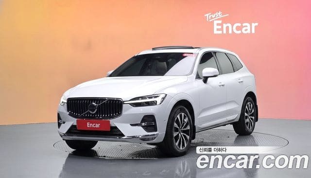 Volvo XC60 — фото 1