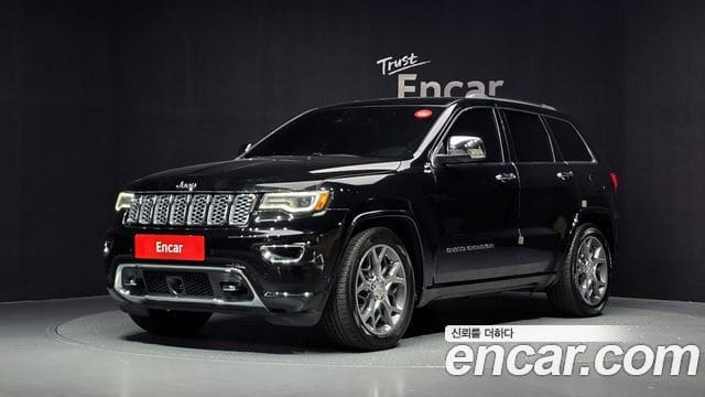 Jeep Grand Cherokee — фото 1