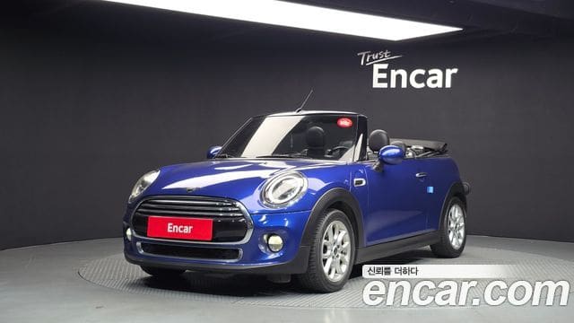 Mini Cooper Convertible — фото 1