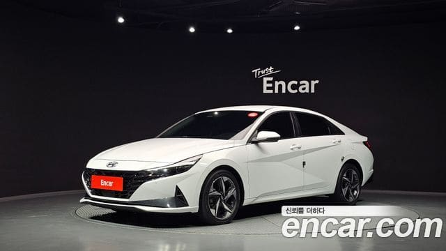 Hyundai Avante — фото 1