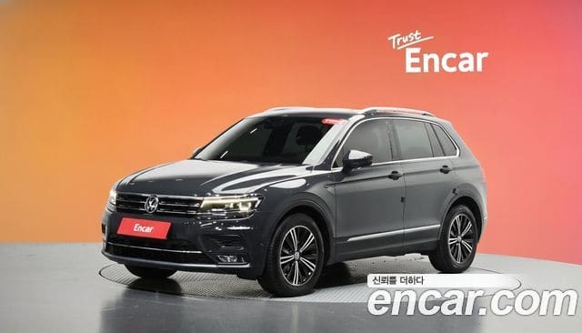 Volkswagen Tiguan — фото 1