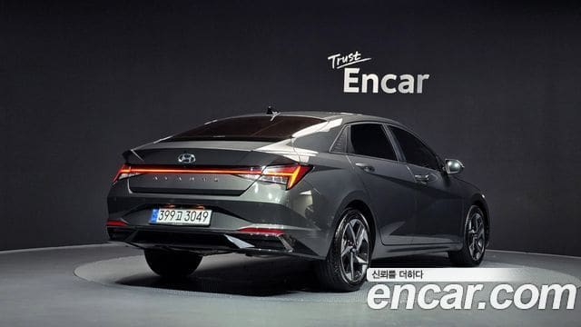 Hyundai Avante — фото 1