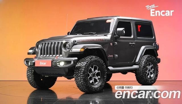 Jeep Wrangler — фото 1