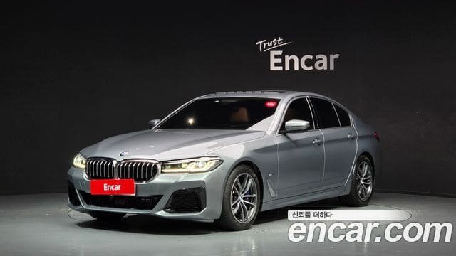 BMW 5 Series — фото 1