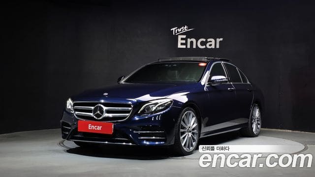Mercedes-Benz E-Class — фото 1