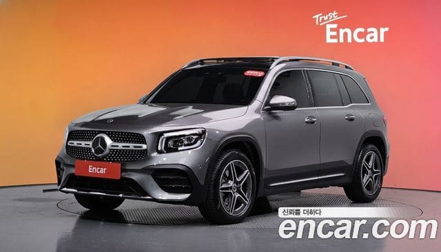 Mercedes-Benz GLB-Class — фото 1