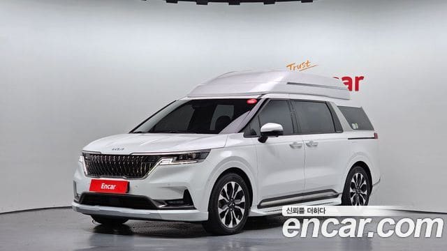 Kia Carnival — фото 1