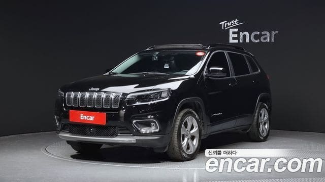 Jeep Cherokee — фото 1
