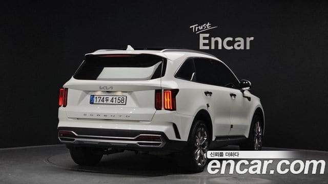 Kia Sorento — фото 1