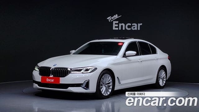 BMW 5 Series — фото 1
