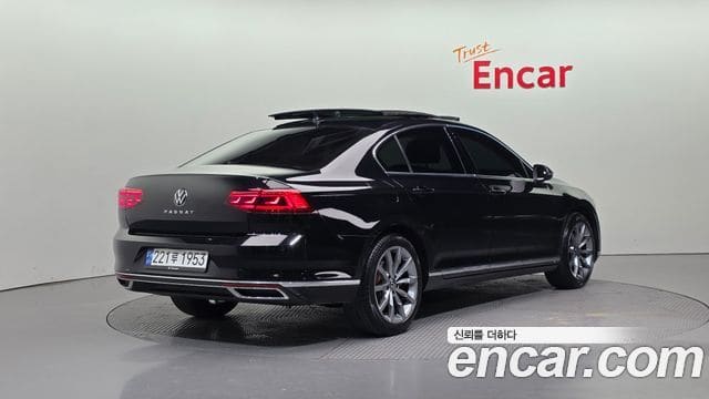 Volkswagen Passat GT — фото 1