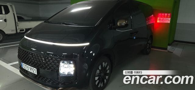 Hyundai Staria — фото 1