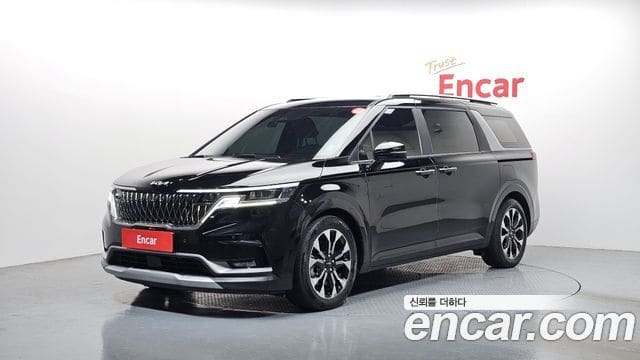Kia Carnival — фото 1