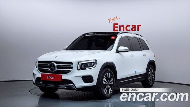 Mercedes-Benz GLB-Class — фото 1