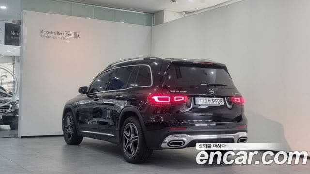 Mercedes-Benz GLB-Class — фото 1