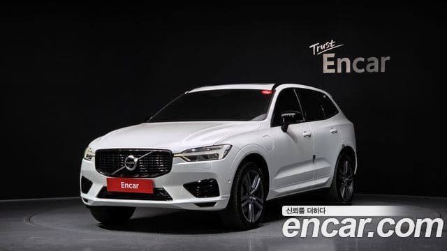 Volvo XC60 — фото 1