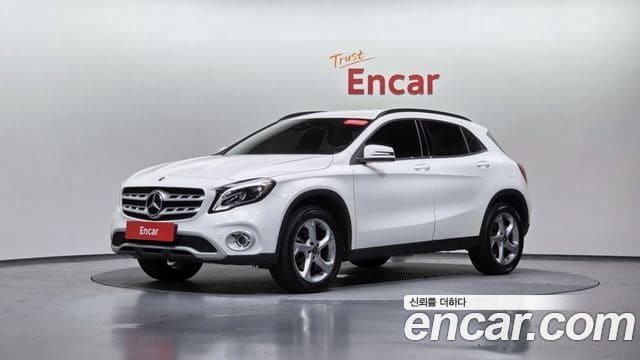 Mercedes-Benz GLA-Class — фото 1