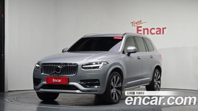 Volvo XC90 — фото 1