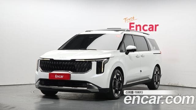 Kia Carnival — фото 1