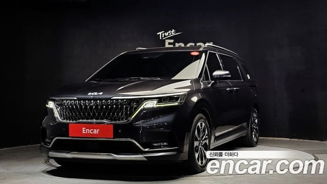 Kia Carnival — фото 1
