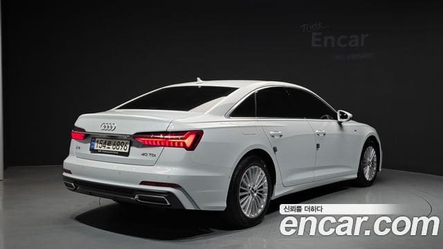 Audi A6 — фото 1