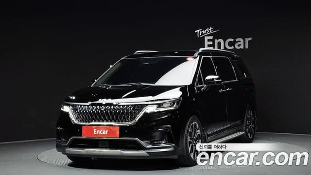 Kia Carnival — фото 1