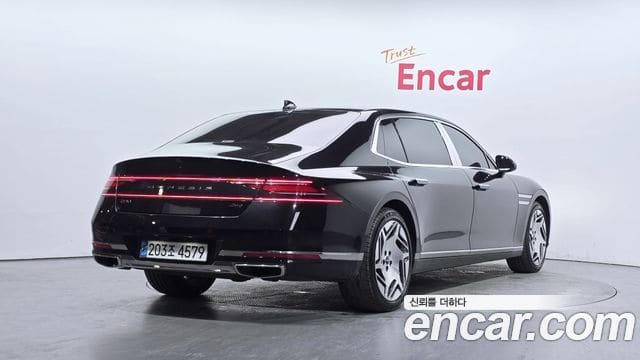 Genesis G90 — фото 1