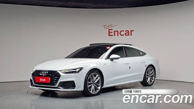 Audi A7 — фото 1