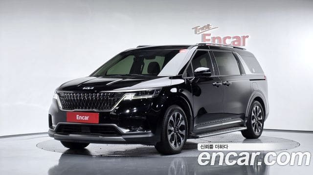 Kia Carnival — фото 1