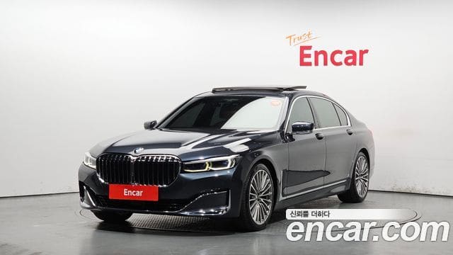 BMW 7 Series — фото 1