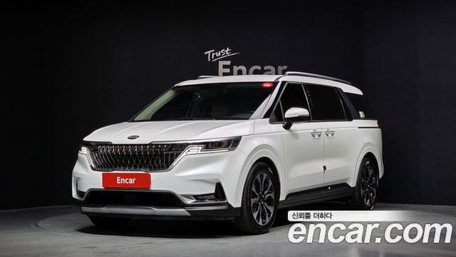 Kia Carnival — фото 1