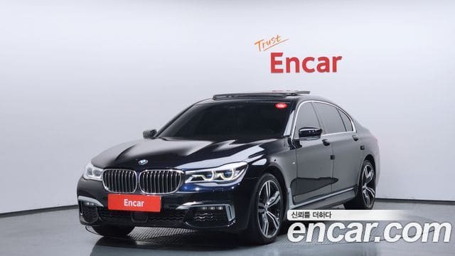 BMW 7 Series — фото 1