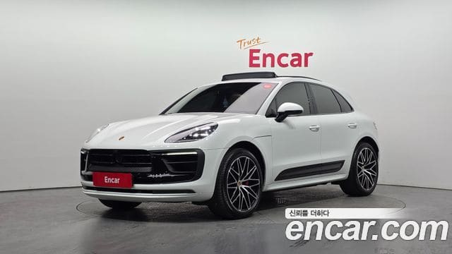 Porsche Macan — фото 1