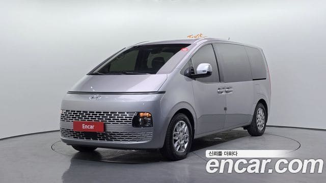 Hyundai Staria — фото 1